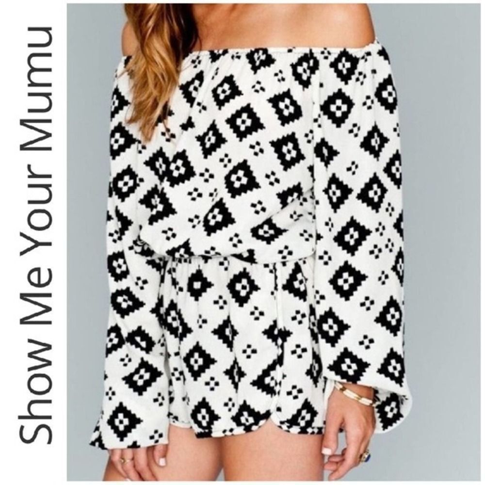 Show me your mumu OTS geometric long sleeve white Rane Romper size medium M